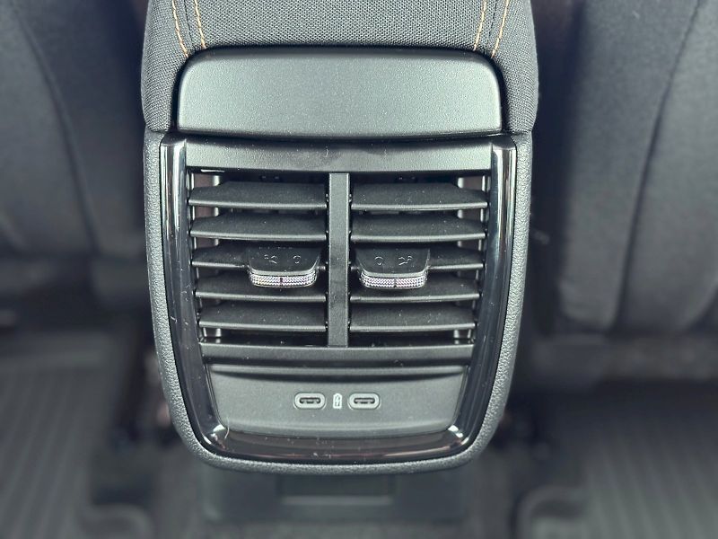 Škoda Kamiq (2026) op Selection 1.0 TSI 85 kW - fotka 22 z 25