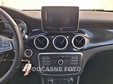 Mercedes-Benz CLA (2016) 1.6 CGi 180, ČR, AT - náhled 12