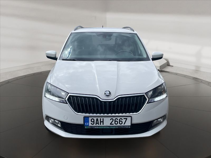 Škoda Fabia 1,0 TSI Ambition - fotka 2 z 11