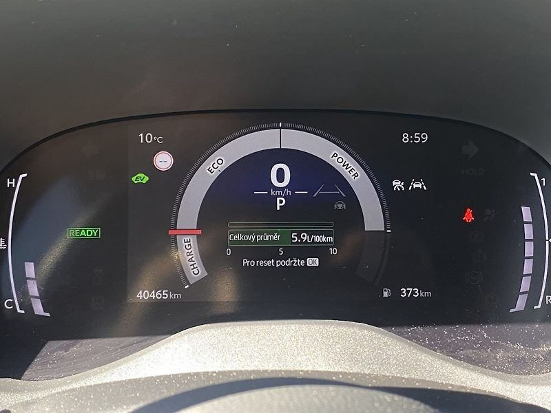 Toyota Yaris Cross 1.5HEV, ČR-1m, Comfort, DPH - fotka 14 z 28
