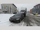 S maximální nosností přívěsu si cizinec vůbec nelámal hlavu.