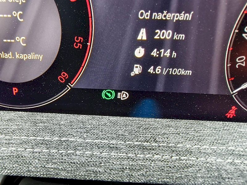 Škoda Superb (2025) SELEC TD 110/2.0 A7F - fotka 34 z 34