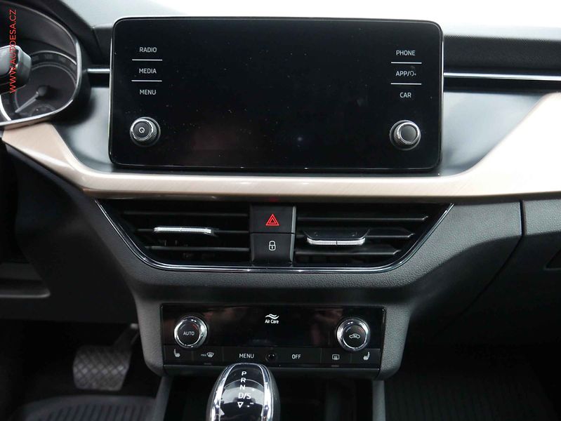 Škoda Scala (2023) 1.0TSi, 1.maj,ČR, Style, DSG - fotka 11 z 19