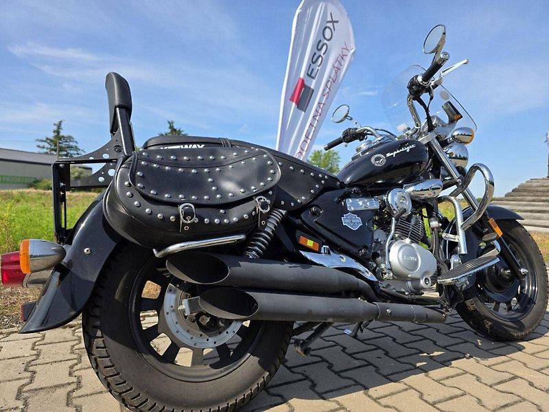 Keeway Superlight 125 (2023) - fotka 3 z 12
