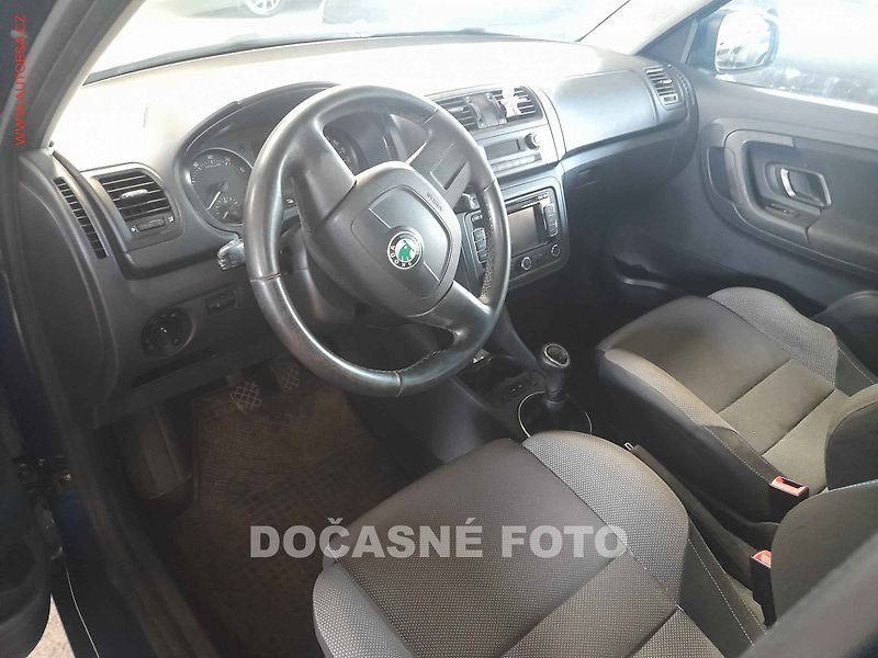 Škoda Fabia (2012) 1.2 tsi, ČR, autoAC - fotka 3 z 3