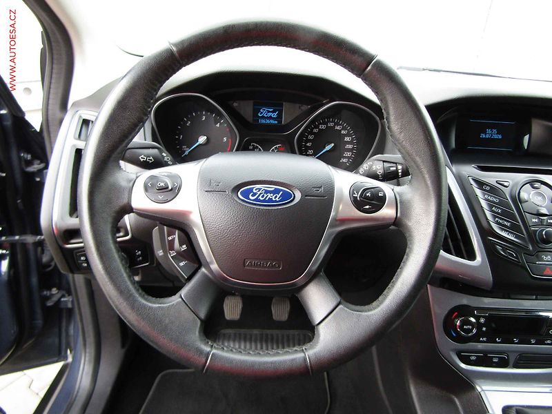 Ford Focus (2014) 1.6, ČR, STK4/28 - fotka 19 z 20