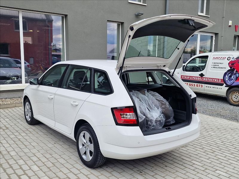 Škoda Fabia 1.0TSI Style,původ ČR,1.Maj. - fotka 41 z 50