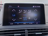 Peugeot 3008 (2018) 1.5 HDi, Allure, navi, kamera - náhled 14