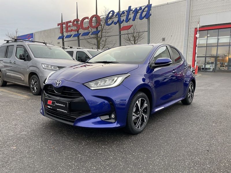 Toyota Yaris 1.5 Hybrid ODBĚR IHNED - fotka 9 z 27
