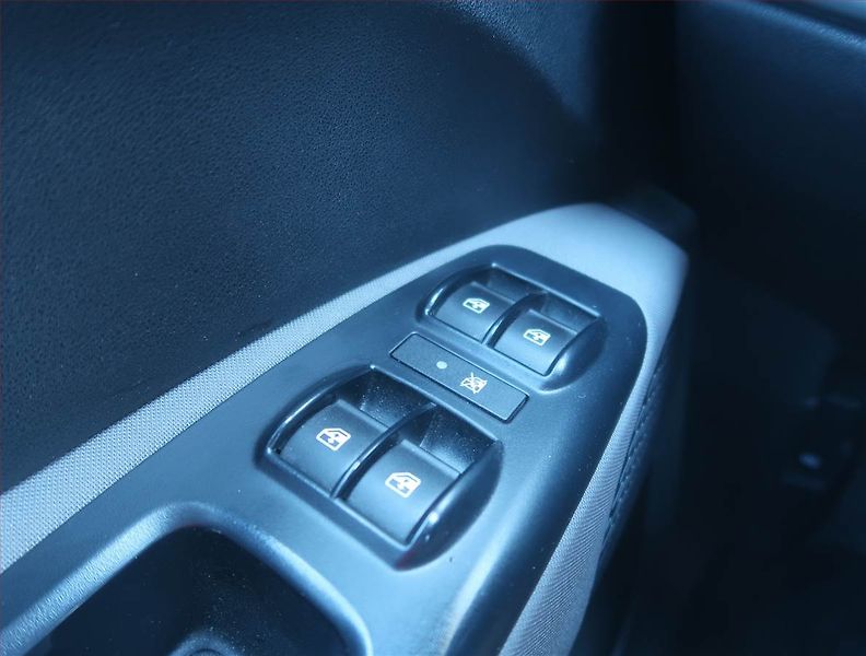 Fiat Dobló (2017) 1.4 i, 5Míst, SR - fotka 13 z 14