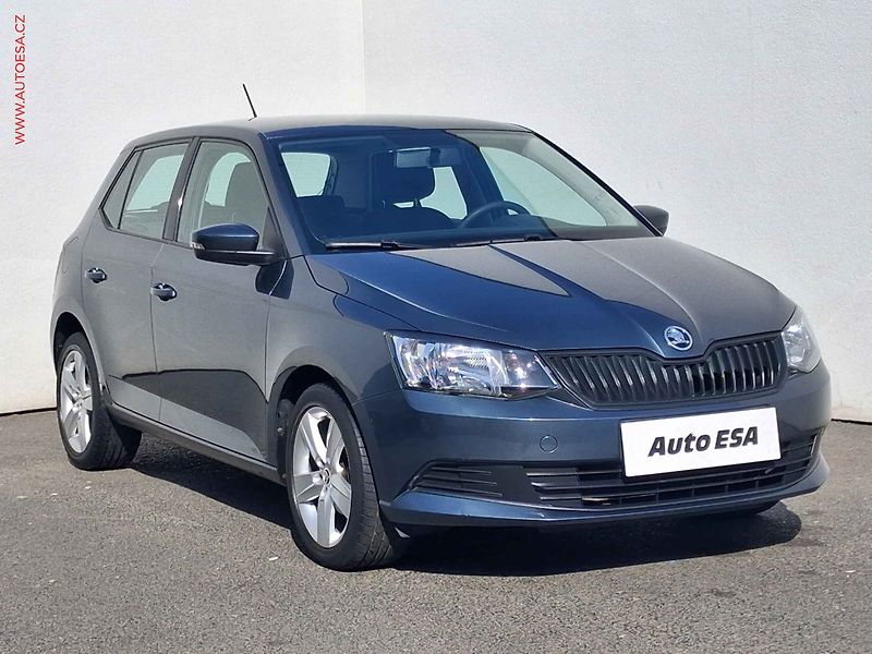 Škoda Fabia (2016) 1.0 MPi, Cool Edition, park. - fotografie inzerátu