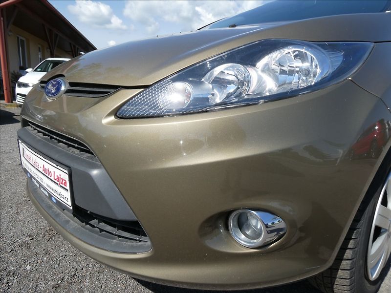 Ford Fiesta 1,2 i 60kW 2x kola, klima - fotka 4 z 30