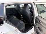 Volkswagen Golf (2026) R-Line People 7DSG mHEV 1,5eTS - náhled 25