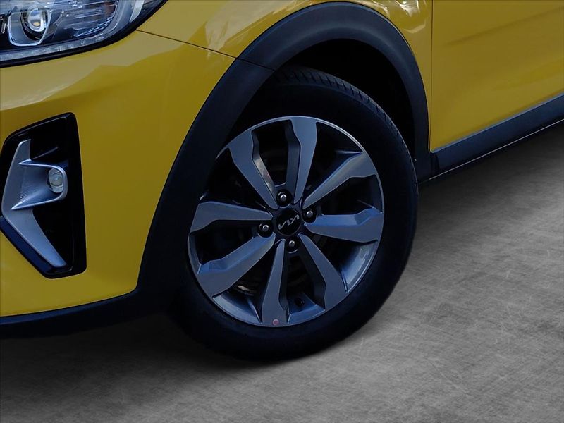 Kia Stonic 1,0   1.0 T-GDI Exclusive - fotka 9 z 22