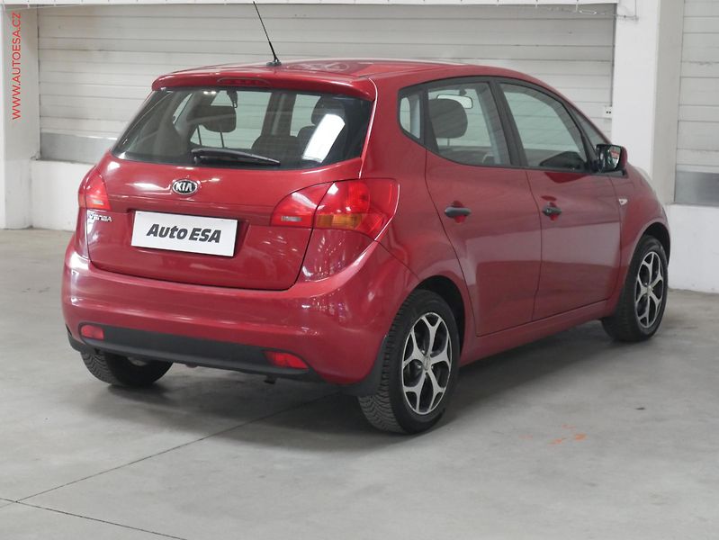 Kia Venga (2013) 1.4i, 2.maj,ČR, AC - fotka 4 z 14