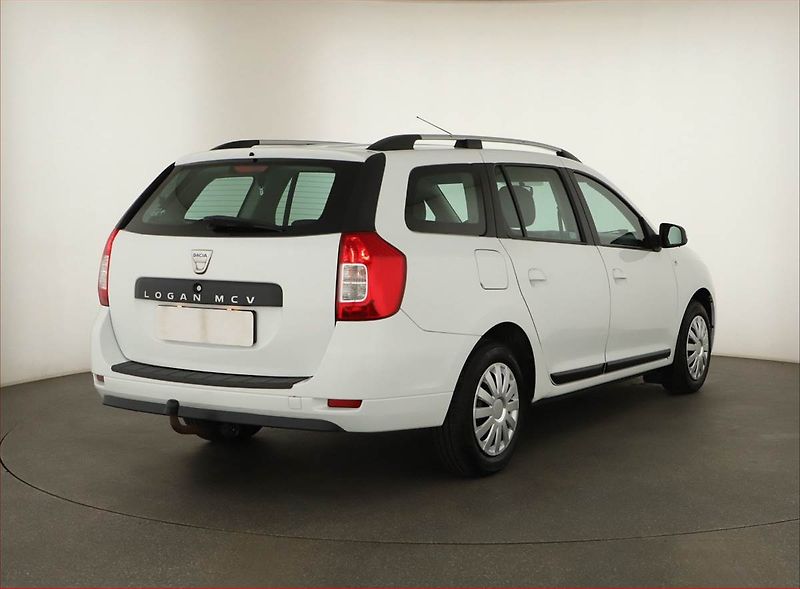 Dacia Logan (2018) 1.0 SCe, ČR,1.maj - fotka 5 z 12