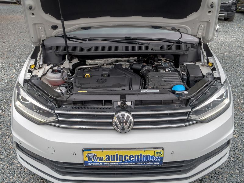 Volkswagen Touran (2019) ČR 1.5TSI 110KW DSG LED – NAVI - fotka 48 z 55