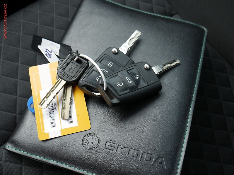 Škoda Rapid (2016) 1.4 TDI, 1.maj,ČR, Style - fotka 17 z 17