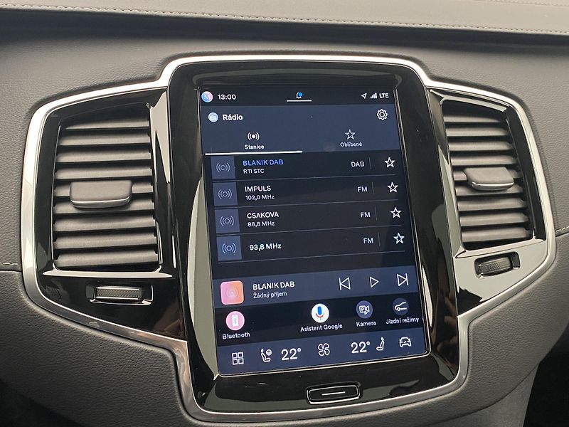 Volvo XC90 B5 AWD BRIGHT ULTIMATE AUT 7m - fotka 43 z 56