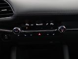 Mazda 3 (2019) 2.0 Skyactiv-G, ČR,1.maj - náhled 13