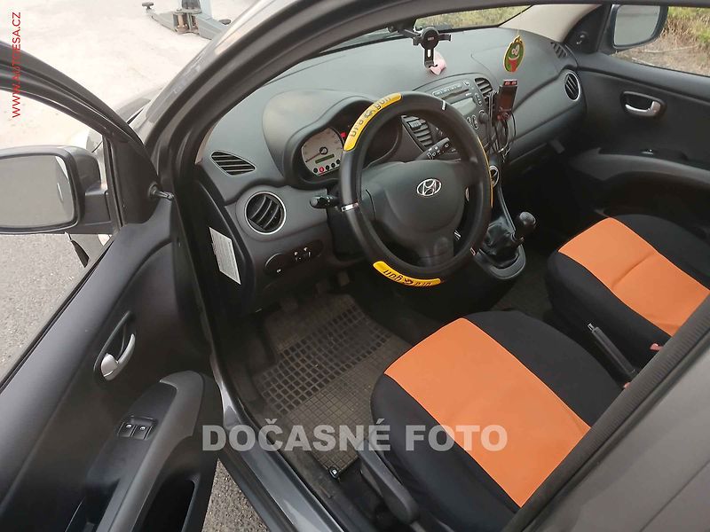 Hyundai i10 (2010) 1.2i, ČR, servis.kniha - fotka 3 z 3