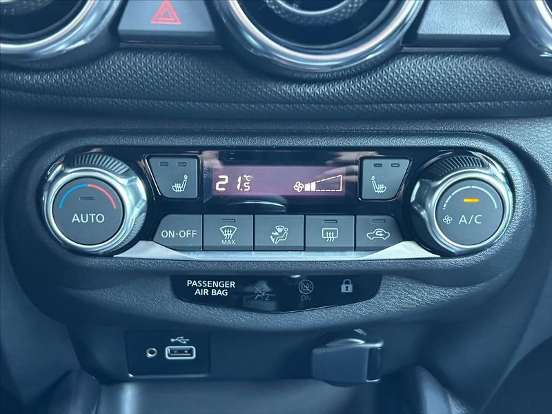 Nissan Juke 1,0 DIG-T  Acenta 6MT CZ - fotka 20 z 25