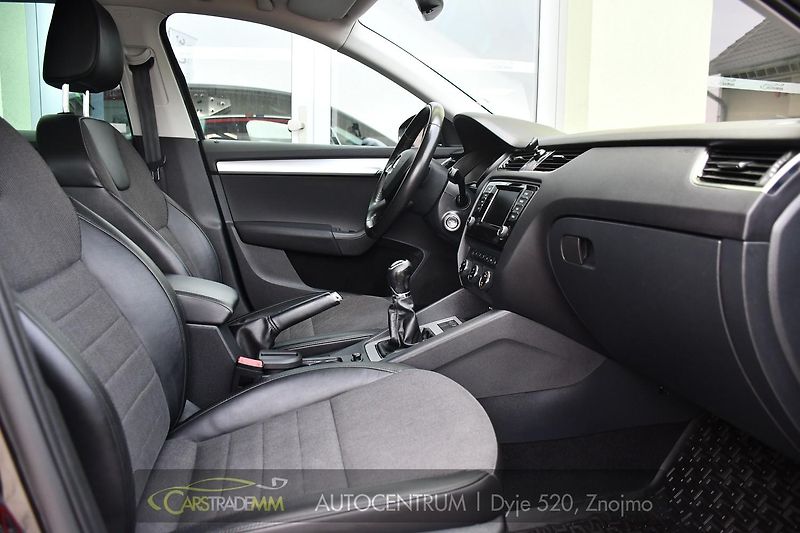 Škoda Octavia 2.0TDi PDC KESSY  - fotka 12 z 38