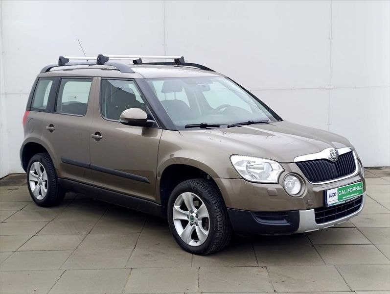 Škoda Yeti 1,6 TDi Navi Klima Tempomat - fotka 5 z 34