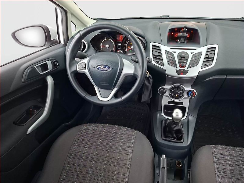Ford Fiesta (2012) 1.25, ČR,1.maj - fotka 7 z 13