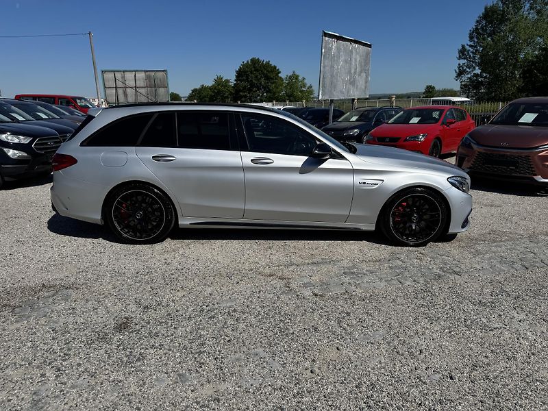 Mercedes-Benz Třídy C (2017) C63S AMG V8 Biturbo  - fotka 8 z 55