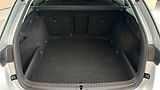 Škoda Octavia 2.0 TDI Ambition Combi - náhled 17