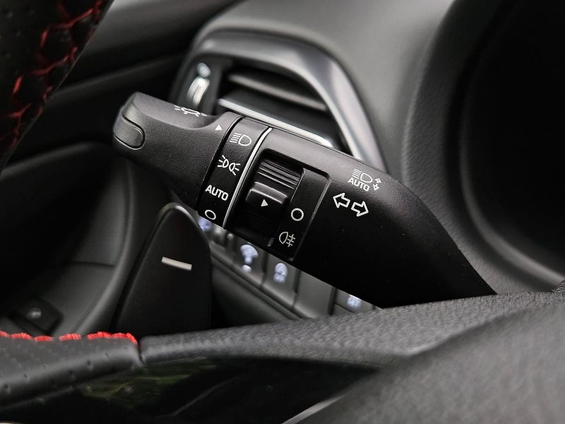 Hyundai i30 1,6 T-GDi 110kW, N-Line, 1.maj - fotka 19 z 36