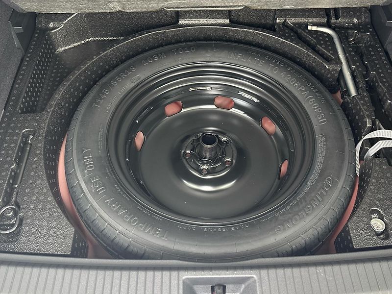 Volkswagen Tiguan (2026) SUV - fotka 33 z 36
