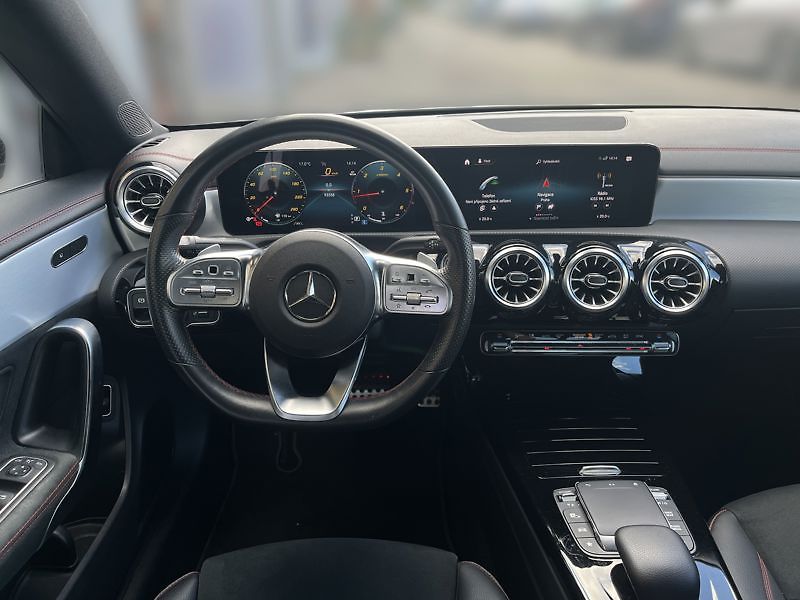 Mercedes-Benz CLA Coupé 200 d kupé AMG Style Edi - fotka 11 z 18
