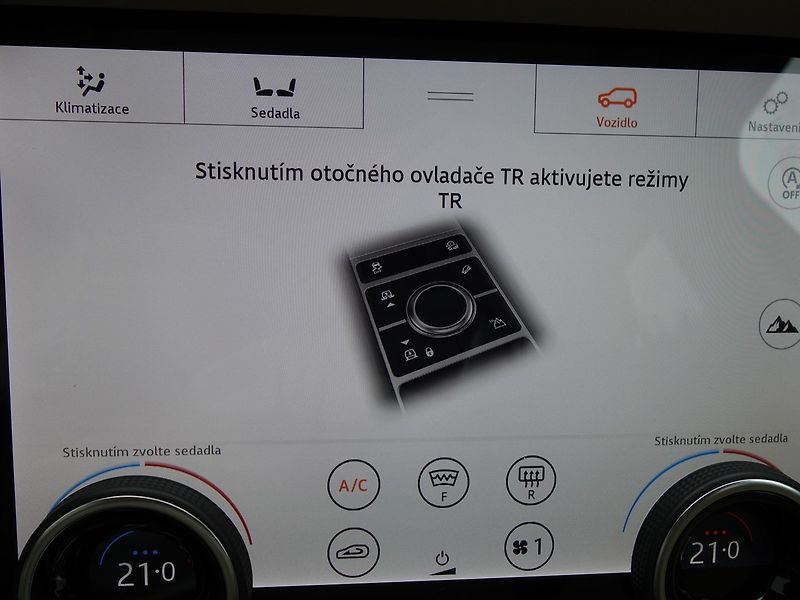 Land Rover Range Rover (2021) D300*VOGUE*50000KM*REZERVACE!! - fotka 27 z 50