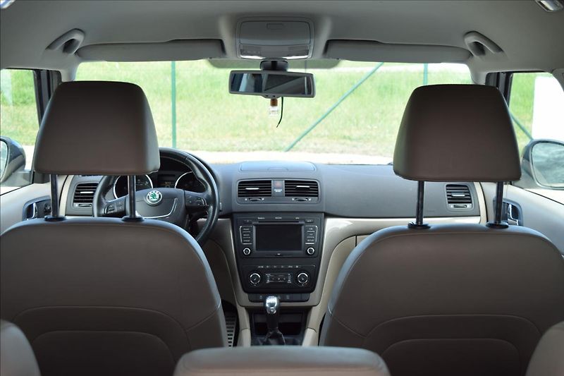 Škoda Yeti 1,8 TSI 118KW 4X4 TAŽNÉ LPG - fotka 27 z 51