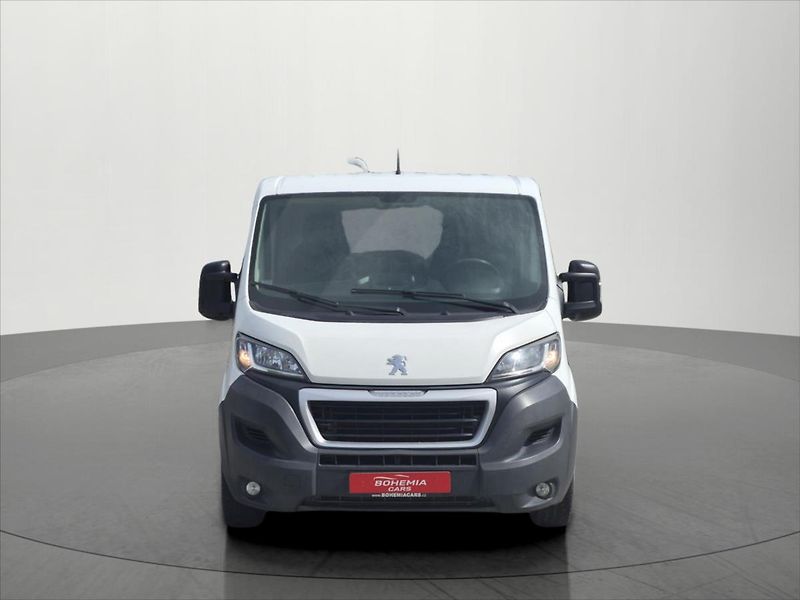 Peugeot Boxer 2,2 HDi 81 Kw L1H1 klima - fotka 2 z 21