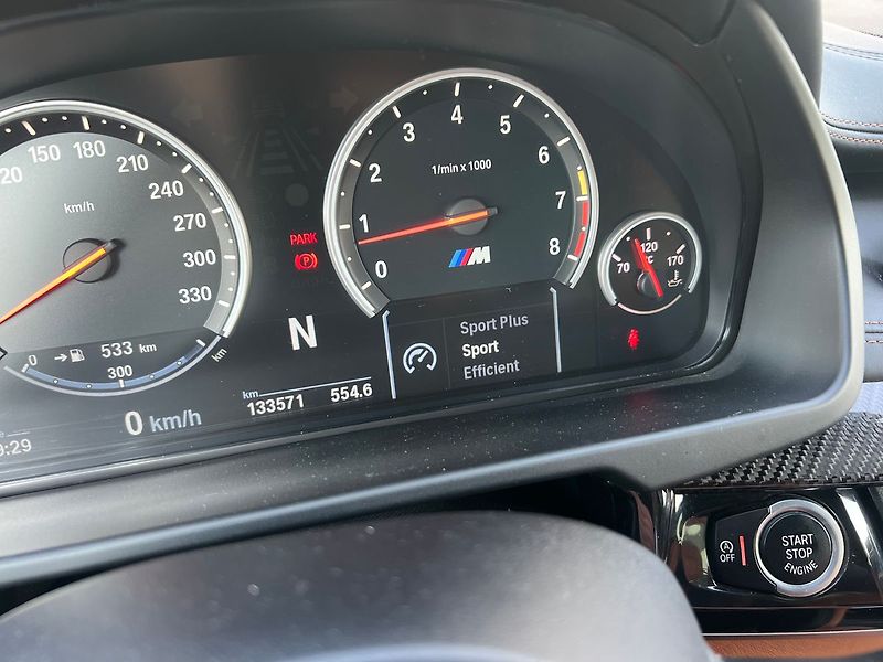 BMW X6 M 4.4 V8 512 kW-Akrapo - fotka 33 z 49