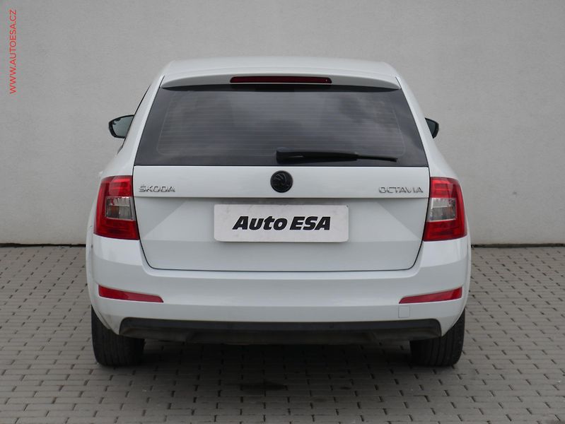 Škoda Octavia (2016) 1.6 TDi, 2.maj,ČR, AC - fotka 5 z 15