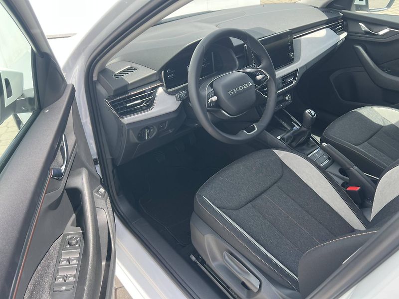 Škoda Scala (2025) 130 let Premium 6MP 1,0TSI - fotka 3 z 6