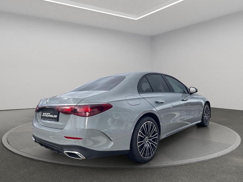 Mercedes-Benz Třídy E (2024) E 450 D 4MATIC - fotka 7 z 21