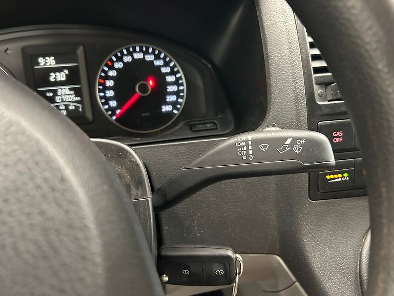 Volkswagen Transporter (2014) T5 Doka MAN 2014 | Záruka - fotka 29 z 48