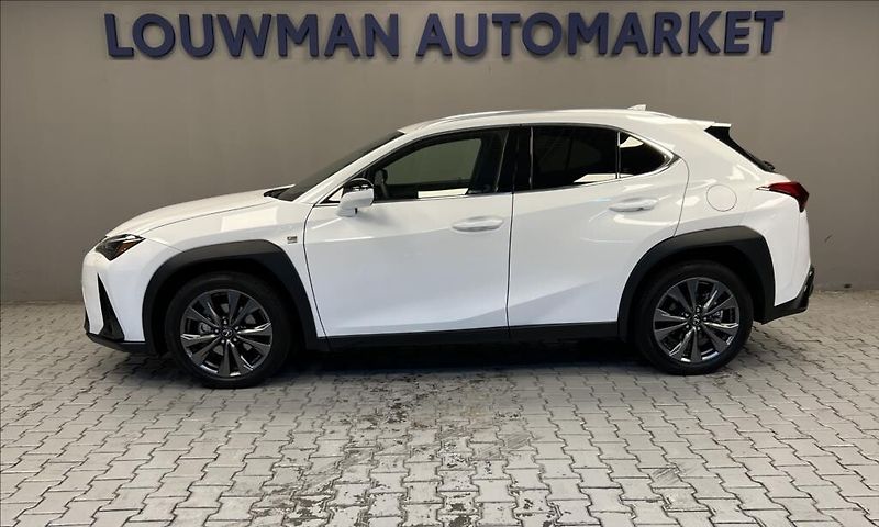 Lexus UX 300h 300H 2,0 HEV F SPORT DESIGN - fotka 3 z 18