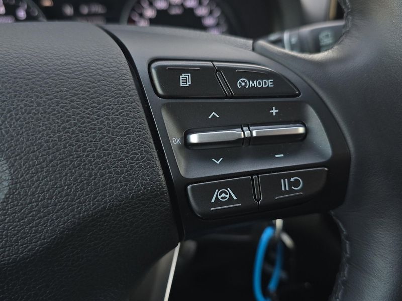Hyundai i30 (2022) Family Smart 1.5 T-GDi 118kW, - fotka 13 z 26