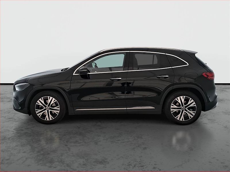 Mercedes-Benz GLA (2023) 200 d 4MATIC - fotka 3 z 16