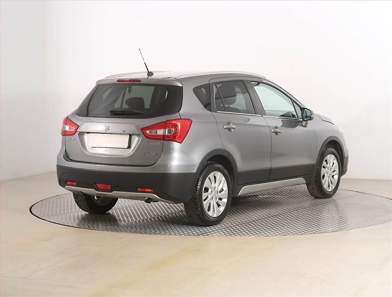 Suzuki SX4 S-Cross (2020) 1.4 BoosterJet, Serv.kniha - fotka 5 z 20