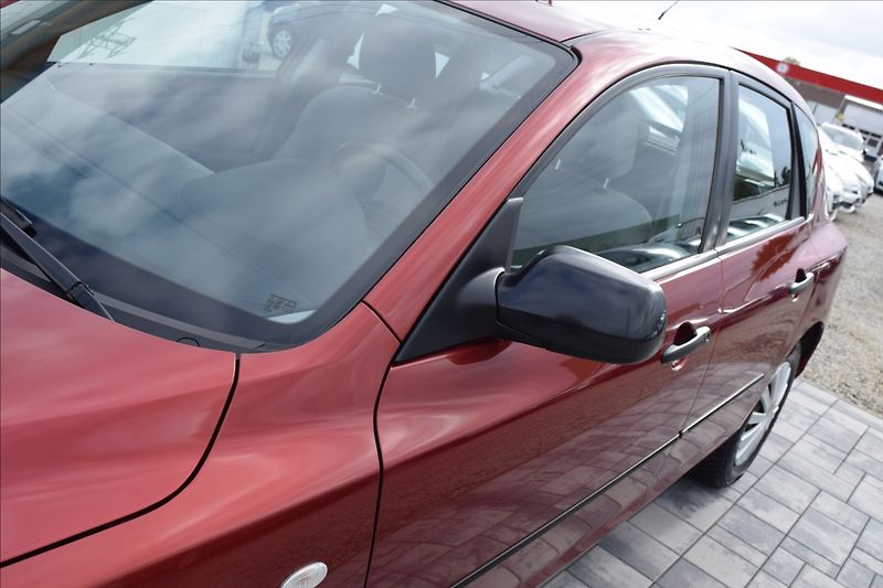 Mazda 3 1,4 i 62KW NOVÁ STK PO SERVISE - fotka 12 z 40