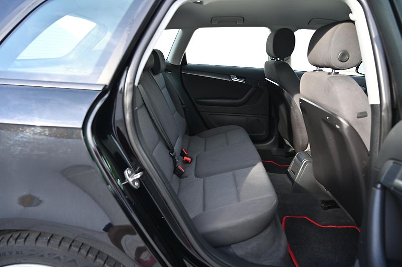 Audi A3 1.6MPI  75KW Sportback 6/2012 - fotka 18 z 26