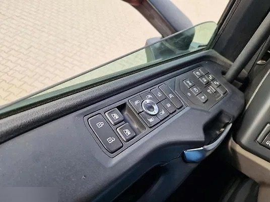 Scania (2024) S500 tahač EURO 6 - fotka 13 z 17