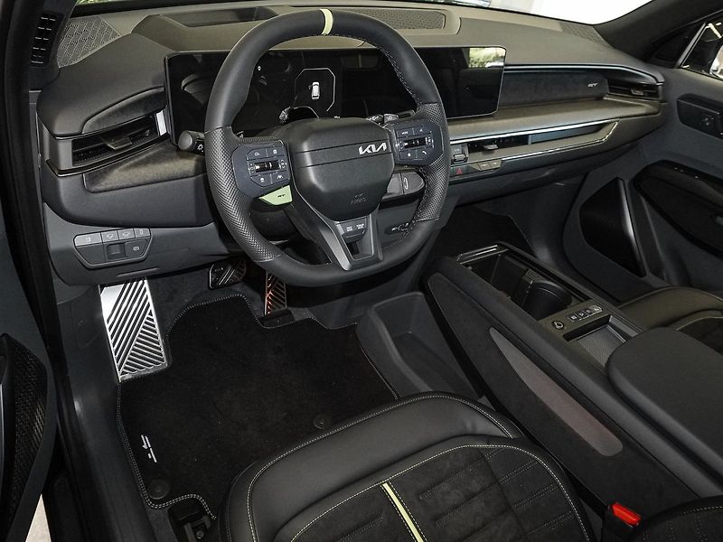 Kia EV9 GT AWD Panorama 6 míst - fotka 5 z 17